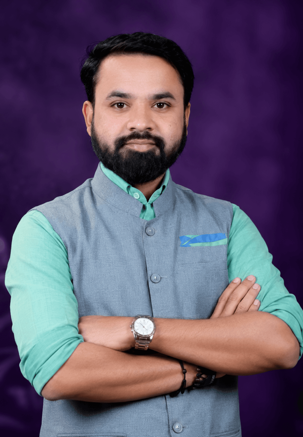 Abhishek Adagale, teacher at Guruu Coaching Classes